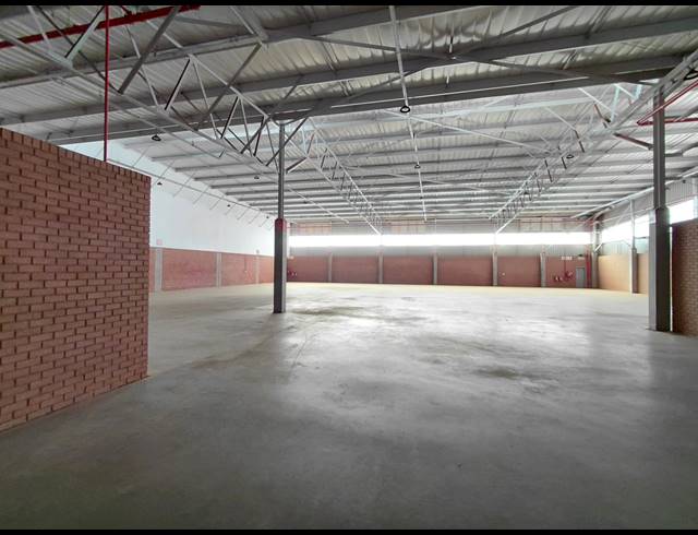 1,222M² WAREHOUSE TO LET IN WITFONTEIN